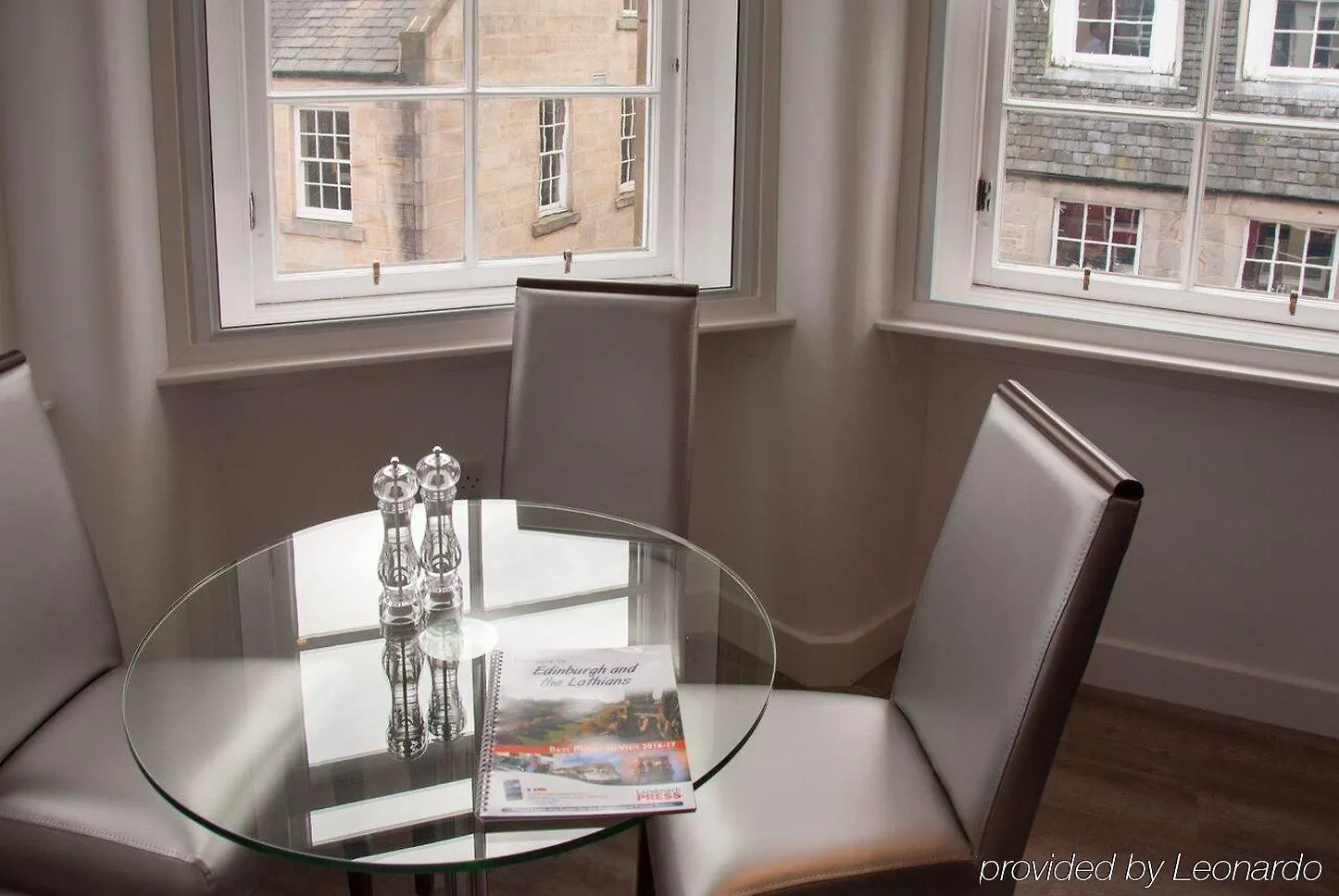 **** Lejlighedshotel Fountain Court Apartments - Harris Edinburgh Storbritannien