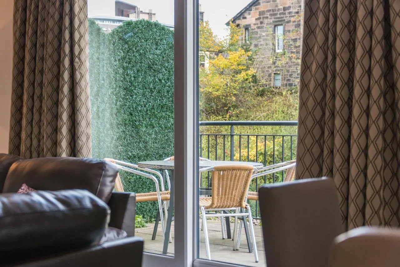 Fountain Court Apartments - Harris Edinburgh